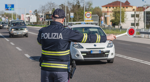 Controlli della polizia sulla Treviso Mare