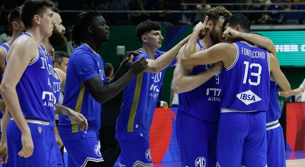 Italia-Serbia 78-76, impresa della squadra di Pozzecco ai Mondiali di basket: il sogno azzurro continua