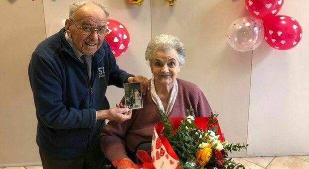 Irma muore a 94 anni, poche ore dopo si spegne anche il marito Elvio: «Erano sposati da 67 anni»