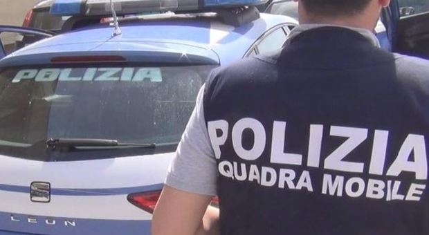 Roma, nascondeva 6 chili di eroina in casa: arrestata 36enne albanese