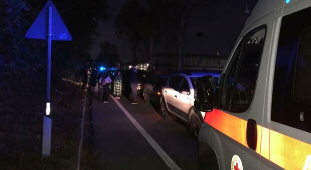 Maxitamponamento ad Ancona, cinque auto coinvolte: due ragazzi portati al Salesi, altri tre feriti a Torrette