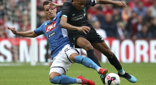 Napoli, lezione al Liverpool: 3-0 ai campioni d'Europa
