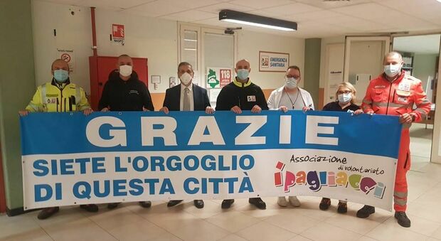 L’associazione I Pagliacci di Terni omaggia gli operatori del 118 e della Usl Umbria 2 impegnati nella lotta contro il virus