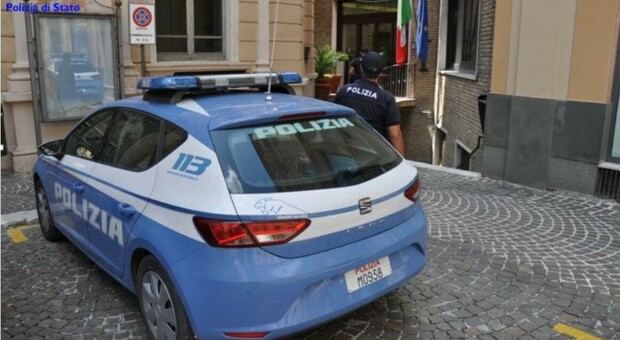 Il pestaggio col nunchaku nel centro di Osimo era una vendetta legata alla droga: tre denunciati