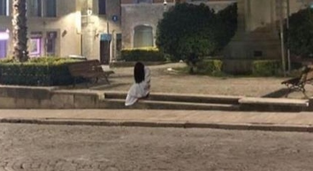 Ascoli, dilaga il "Samara Challenge": il "fantasma" appare in piazza Roma