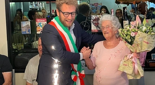Lucia Tovo con il sindaco Giacomo Possamai