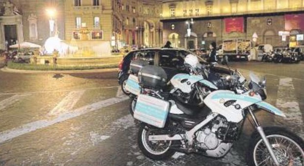Liti e veleni nel Corpo di polizia municipale: addio ai vigili in moto a Napoli