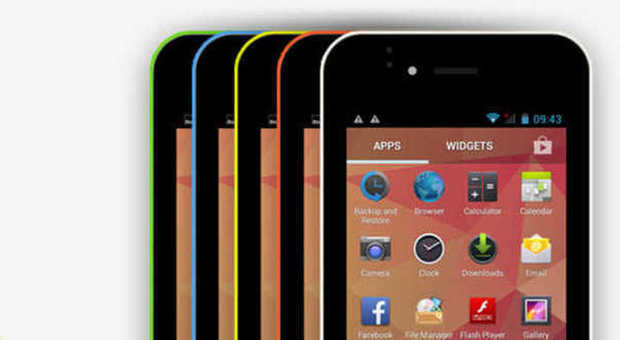 Arriva ioPhone, il gemello dell'iPhone 5C con Android