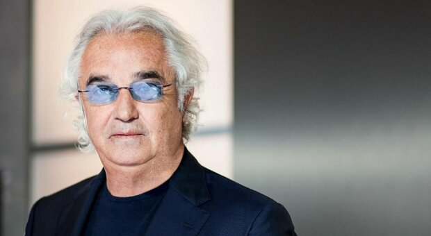 Flavio Briatore attacca il governo Meloni: «Stiamo per fare una figura di mer**a se rimandiamo indietro i soldi»