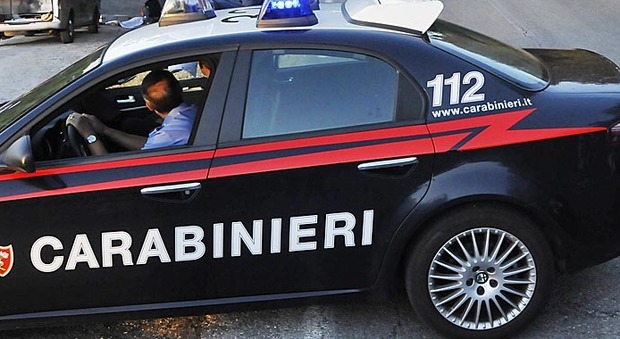 Montelabbate, getta via il bilancino Carabinieri lo arrestano con la coca