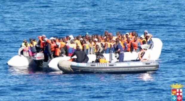 Migranti, naufragio nel mar Egeo: almeno due morti