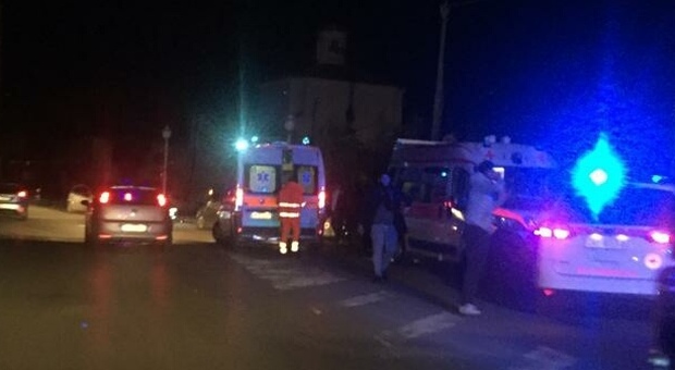 Giffoni, scontro tra due auto: quattro ragazzi in ospedale