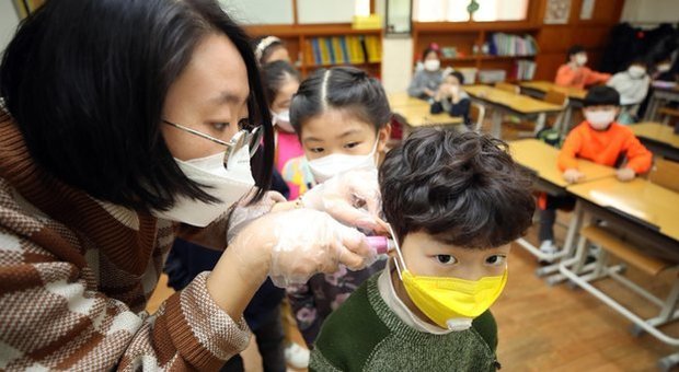 Coronavirus, 60 milioni di cinesi in quarantena: Xi Jinping sapeva tutto dal 7 gennaio