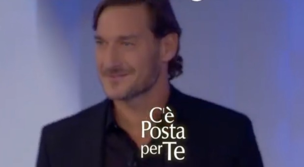 Francesco Totti a C'è Posta per Te: l'ex capitano ospite di Maria De Filippi