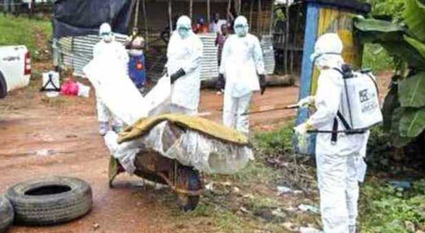 Ebola, Liberia: 29 malati fuggono da ospedale. Oms: «Epidemia sottovalutata»