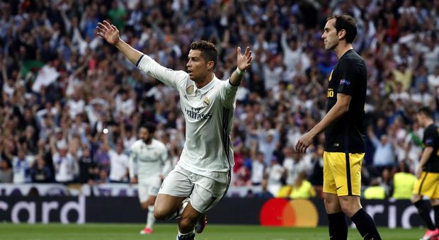 Cristiano Ronaldo ne fa 3 all'Atletico, il Real Madrid a un passo dalla finale