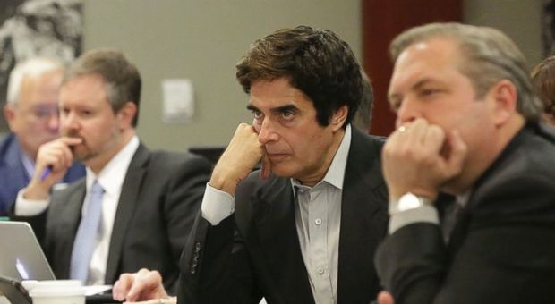 Usa, David Copperfield a processo costretto a rivelare al giudice uno dei suoi famosi trucchi