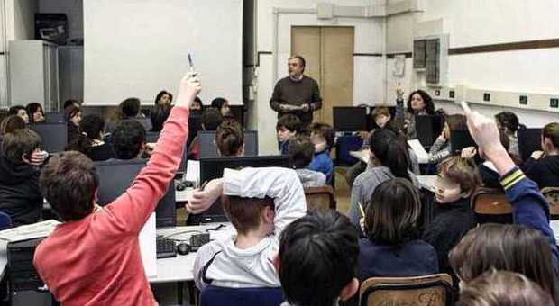 Scuola, arrivano 6 milioni di euro per i professori di religione