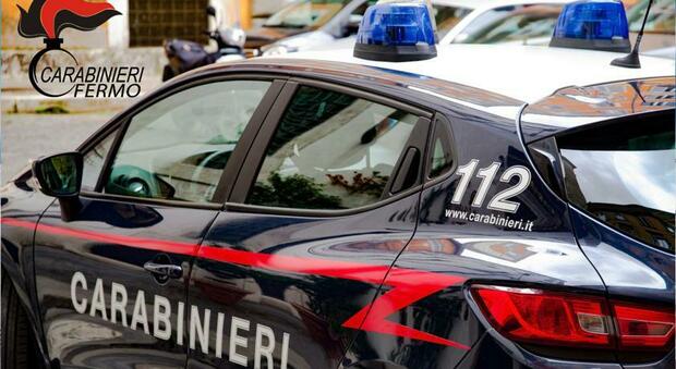 Raggiri al telefono dei falsi nipoti, doppio colpo a Fermo da 15mila euro: ma i carabinieri arrestano i truffatori