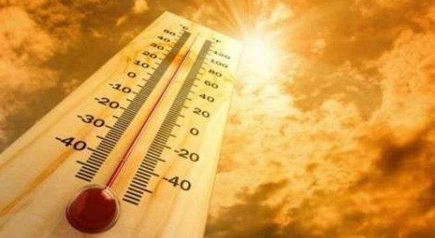 Campania, scatta l'allerta caldo: previsti 38°, la mappa del rischio