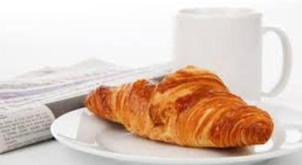 Lazy Sunday, la start up per i pigroni della domenica che consegna croissant e giornale a domicilio