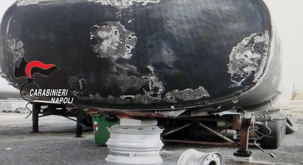 Una «bomba ecologica» nell'azienda di carburanti nel Napoletano '