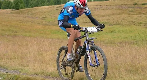 Malore in bici, morto l'ex campione di mountain bike Dario Acquaroli