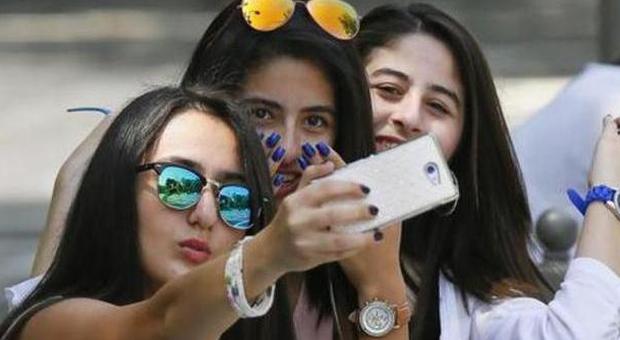 Pin superati, dopo le emoji arrivano i selfie che autorizzano gli acquisti online