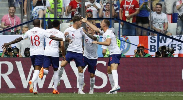 Inghilterra-Panama 6-1: triplo Kane, i Leoni agli ottavi. Ovazione per il gol di Panama