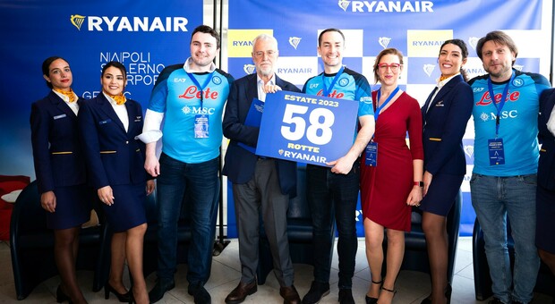 Un gruppo di hostess Ryanair
