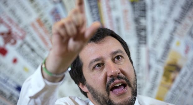 Unioni civili, Salvini ai sindaci della Lega: disobbedite, è una legge sbagliata