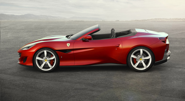La Ferrari e la truffa, paga l'anticipo di 190mila ma l'auto non è mai arrivata: in due a processo
