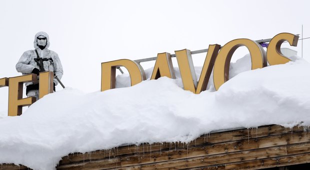 Forze di sicurezza al meeting del World Economic Forum, di Davos in Svizzera