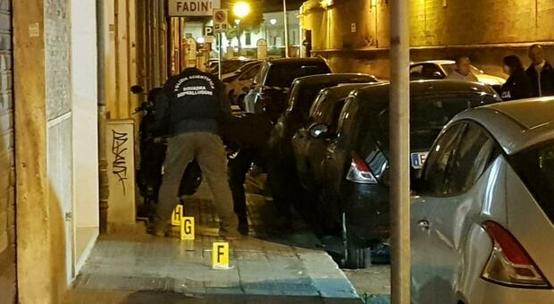 Freddato con cinque colpi di pistola: morto un 60enne a Taranto