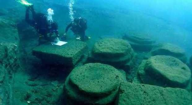 Eolie, scoperto sott'acqua il porto romano di Lipari