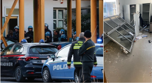 Suicida nel Cpr di Ponte Galeria, 14 migranti arrestati dalla polizia dopo la rivolta