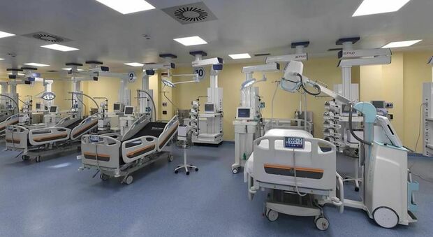 Fondi sanità, 9 miliardi in Campania dal Pnrr per nuovi ospedali: «Ma servono assunzioni»