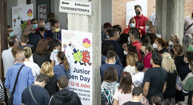 Junior Open Day sold out a Rieti, dosi raddoppiate. Vaccini Lazio, ieri record di 65mila dosi