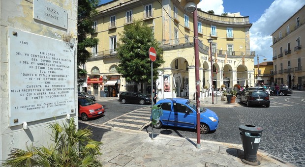 Piazza Dante a Caserta