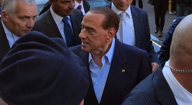 Bankitalia, Berlusconi ci ripensa: Renzi improvvido. L'affondo per smentire le larghe intese