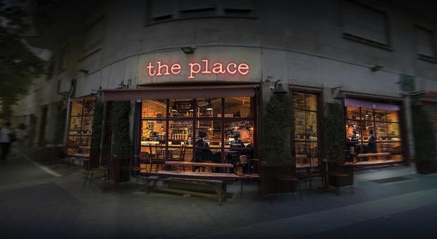 "The Place" di Paolo Genovese chiude il Festival di Roma: un film sul libero arbitrio
