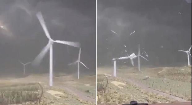 La pala eolica esplode per il maltempo, il video diventa virale ma c'è un dettaglio