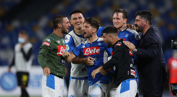 Il Napoli resiste all'Inter: 1-1 e finale di Coppa Italia contro la Juve di Sarri
