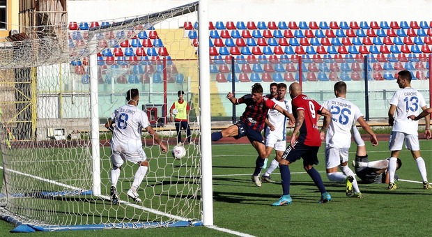 Casertana-Paganese 2-2, Vacca rimonta con gol al 49’ e al 50’