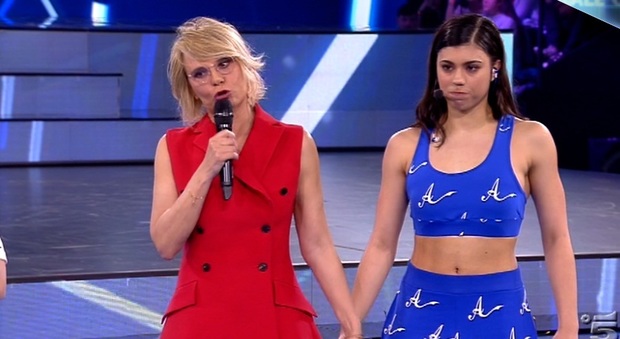 Amici17, Alessandra Celentano contro la ballerina Lauren:«Sei in sovrappeso», polemica sui social