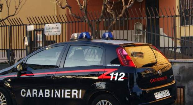 In giro con pistola e munizioni, 47enne sorpreso dai carabinieri