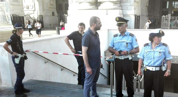 Milano, falso allarme bomba in metro Stazione centrale: evacuata