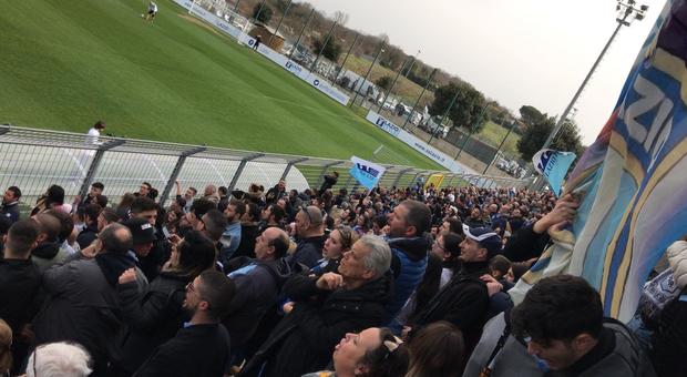 Lazio, festa derby: 5mila tifosi a Formello. Cori anche per Sergio Conceição