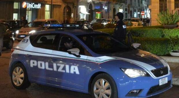 Napoli, pizzaiolo accoltella un collega: 49enne fermato dalla polizia