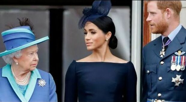 Regina Elisabetta, il testamento modificato: Harry e Meghan esclusi, tutti i gioielli a Kate Middleton